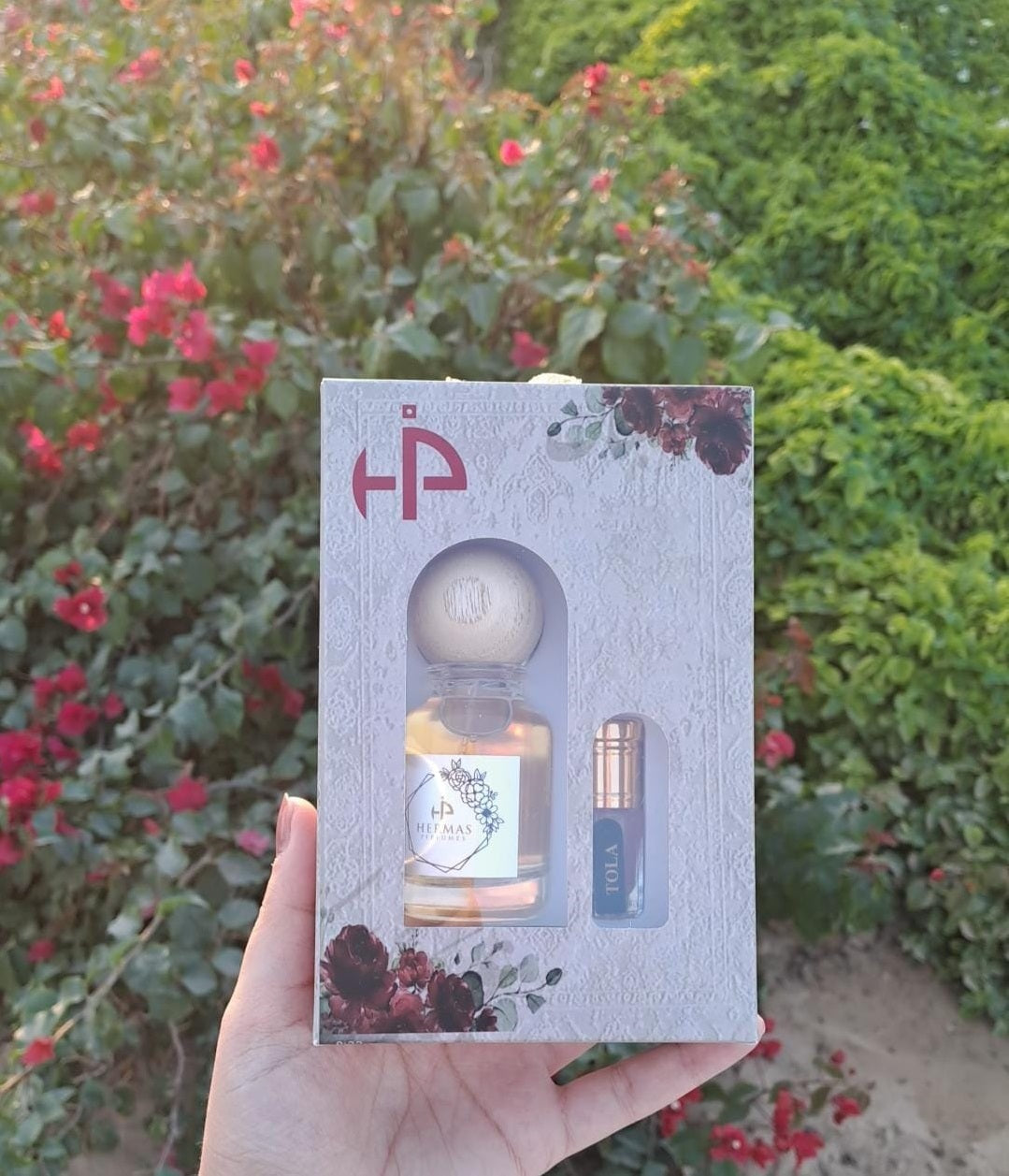 توزيعات (عطر + تولة)